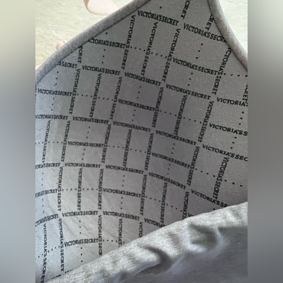 Victoria's Secret Racerback Semi Demi Periwinkle and Pink T-Back Bra, 34D - Picture 4 of 11